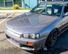 Load image into Gallery viewer, 1999 Nissan Skyline GTT
