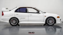 Load image into Gallery viewer, 1998 Mitsubishi Lancer Evo V GSR (WA) *Reserved*
