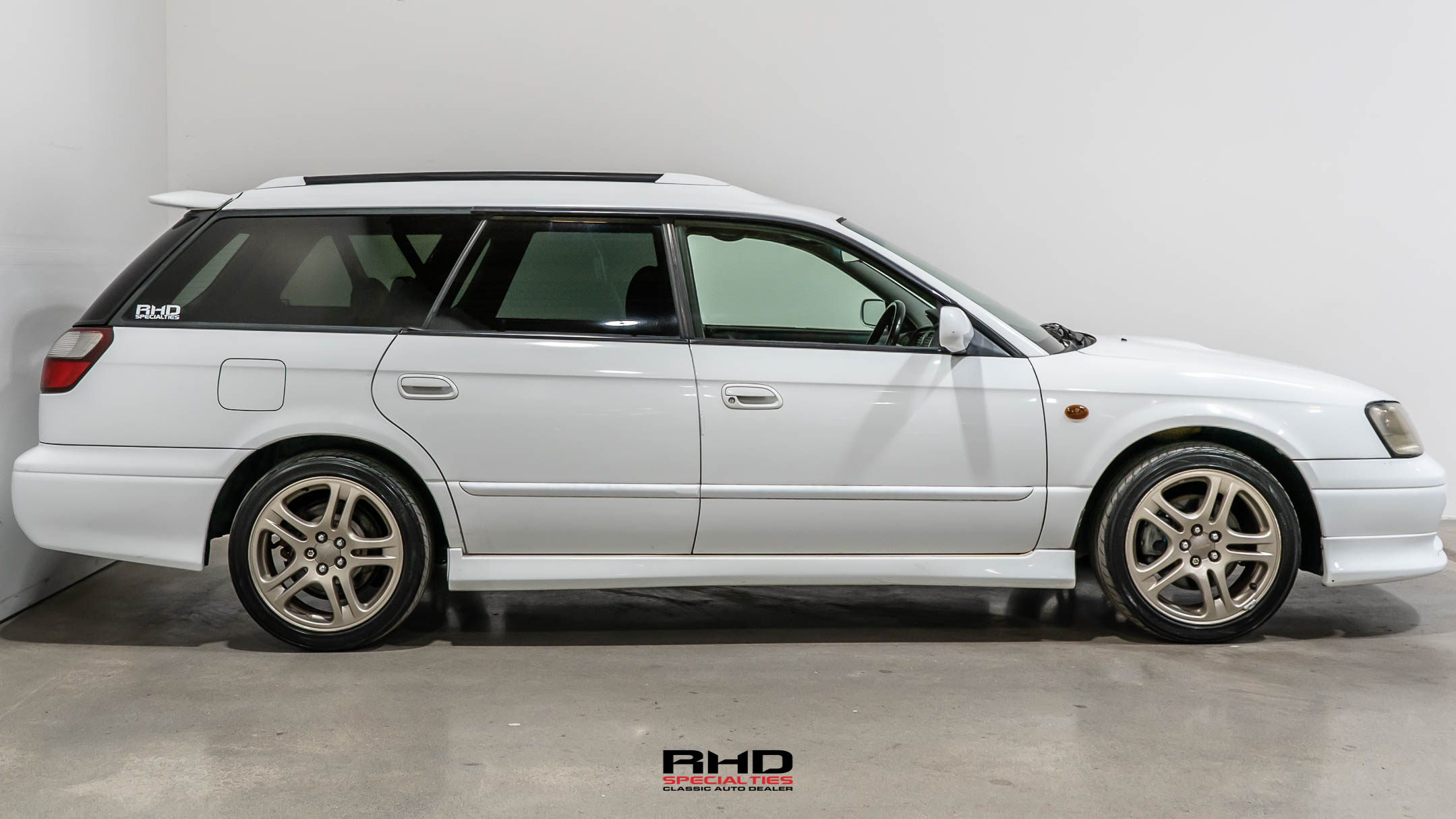 2000 Subaru Legacy JDM car for sale — photo 8 of 25