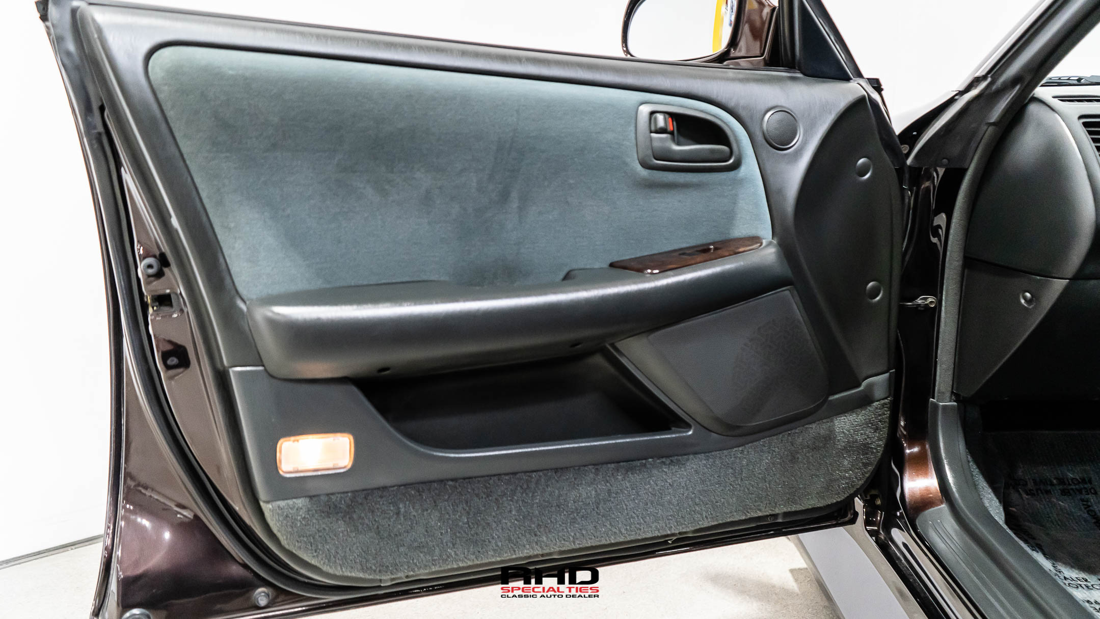 1995 Toyota Mark II JDM car for sale — photo 15 of 25