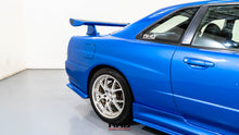 Load image into Gallery viewer, 1998 Nissan Skyline GTT
