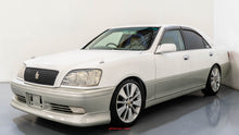 Load image into Gallery viewer, 2000 Toyota Crown Athlete V
