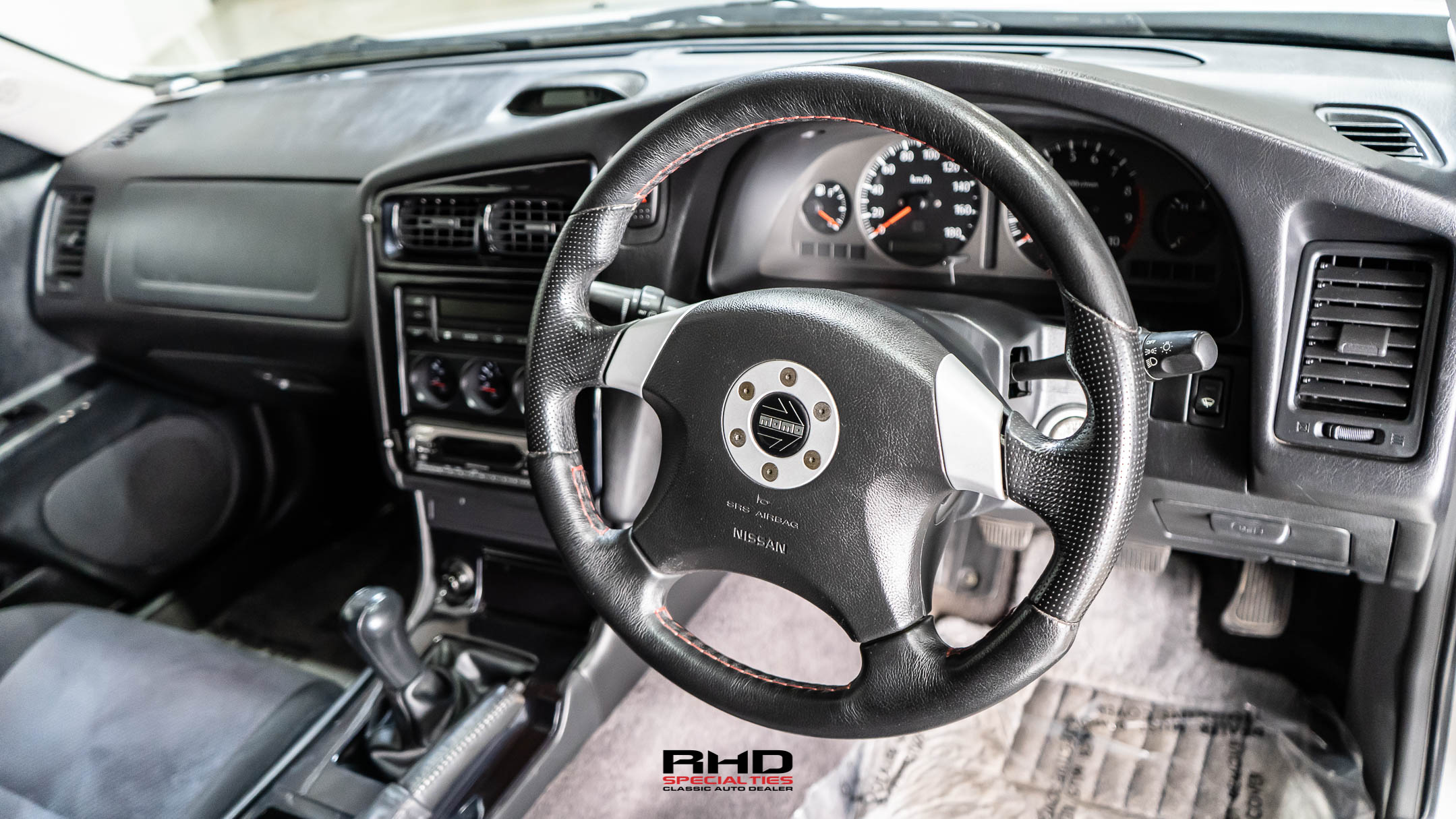 1998 Nissan Stagea JDM car for sale — photo 22 of 25