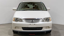 Load image into Gallery viewer, 2000 Honda Odyssey
