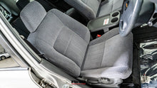 Load image into Gallery viewer, 1997 Honda CRV
