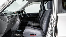 Load image into Gallery viewer, 1997 Honda CRV
