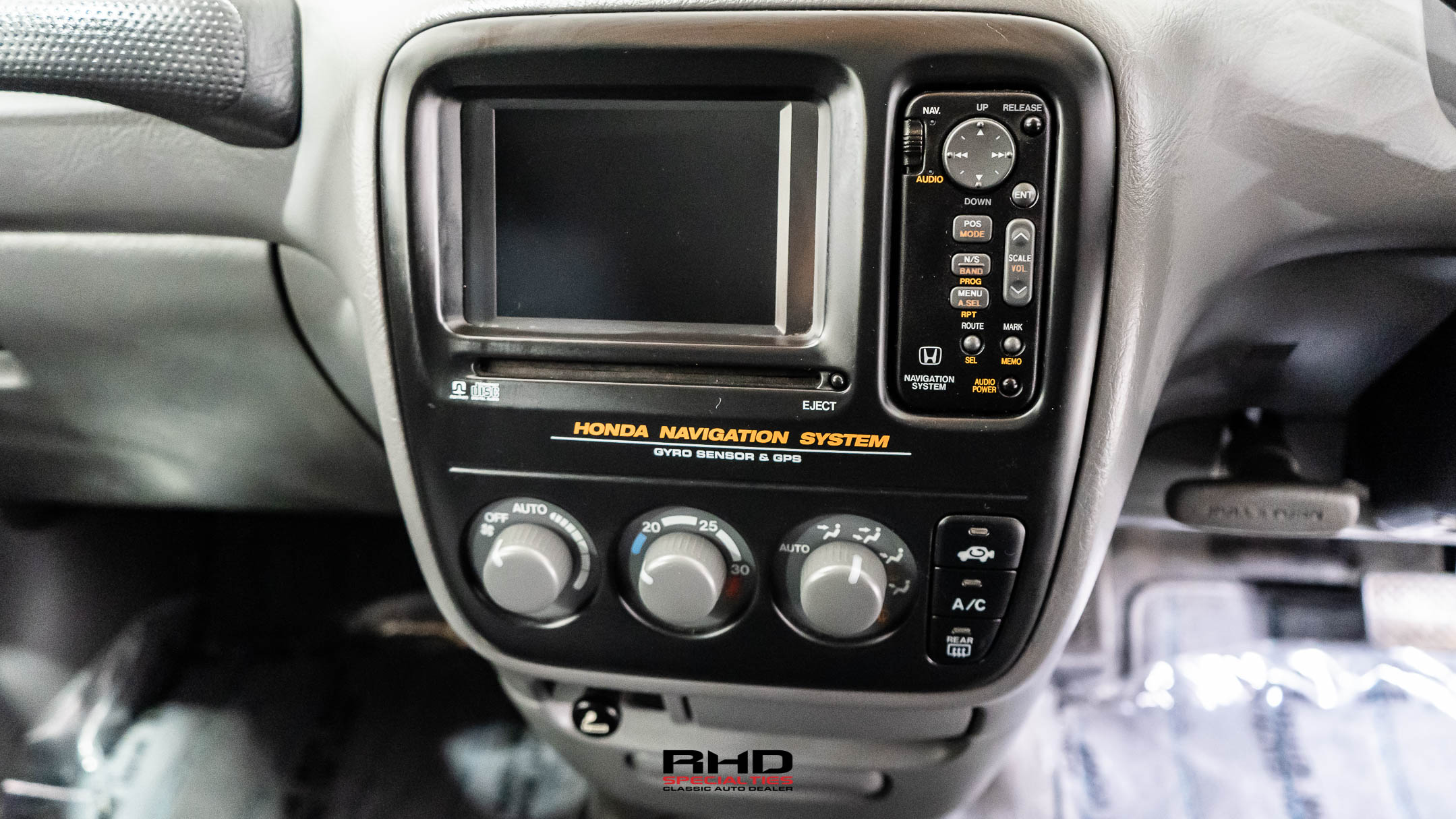 1997 Honda CR-V JDM car for sale — photo 10 of 24