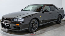 Load image into Gallery viewer, 1999 Nissan Skyline GT-V
