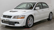 Load image into Gallery viewer, 2001 Mitsubishi Lancer Evo 7 GSR
