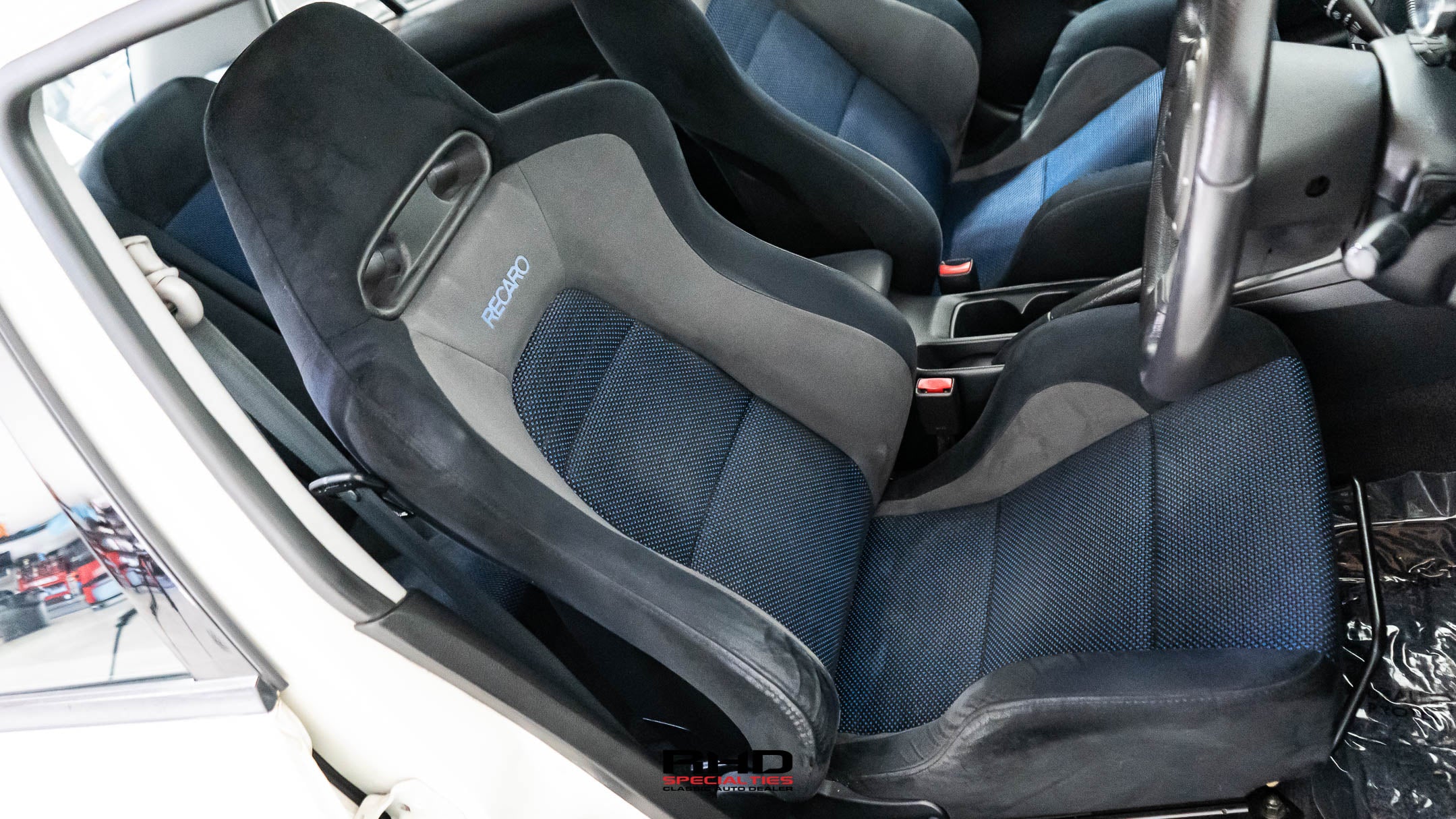 2001 Mitsubishi Lancer Evolution JDM car for sale — photo 10 of 25