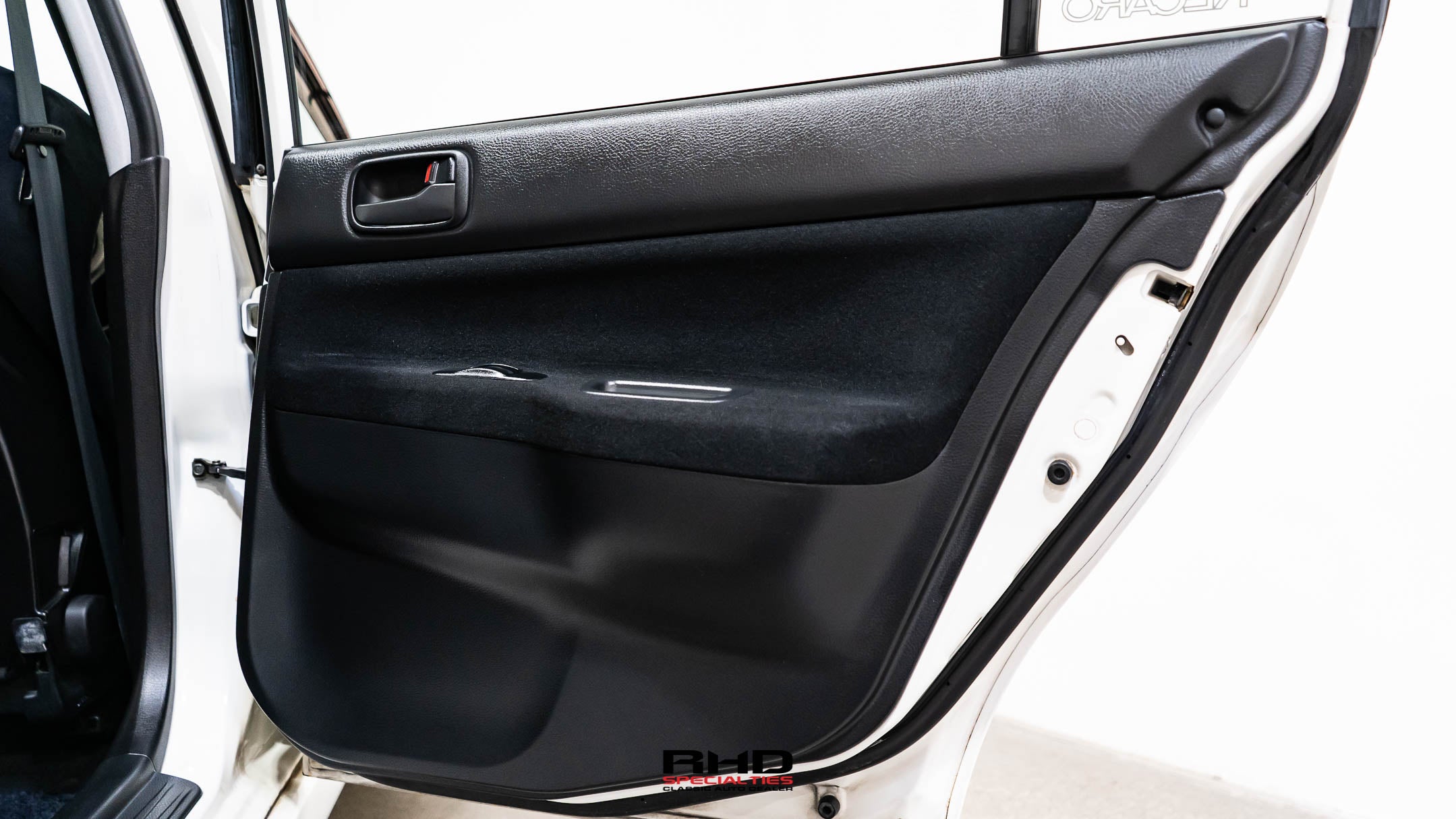 2001 Mitsubishi Lancer Evolution JDM car for sale — photo 20 of 25