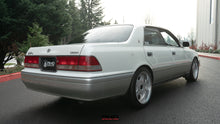 Load image into Gallery viewer, 1997 Toyota Crown *SOLD*
