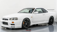 Load image into Gallery viewer, 2000 Nissan Skyline GTR *SOLD*
