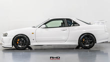 Load image into Gallery viewer, 2000 Nissan Skyline GTR *SOLD*

