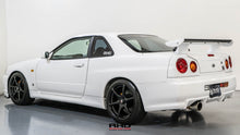 Load image into Gallery viewer, 2000 Nissan Skyline GTR *SOLD*
