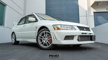 Load image into Gallery viewer, 2001 Mitsubishi Lancer Evo 7 GSR
