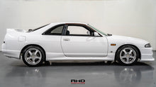 Load image into Gallery viewer, 1997 Nissan Skyline GTS25T *SOLD*
