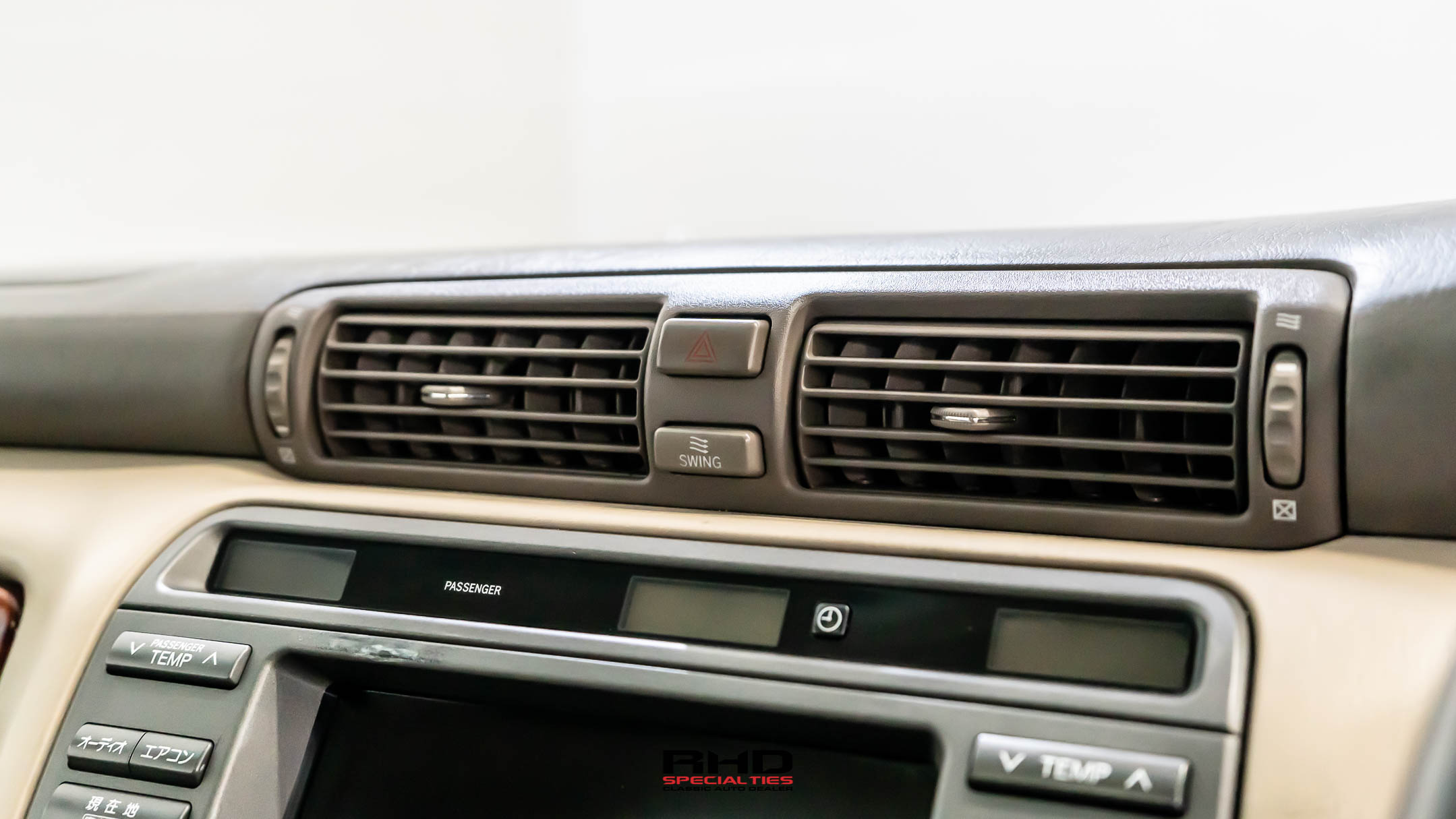2000 Toyota Crown JDM car for sale — photo 18 of 25