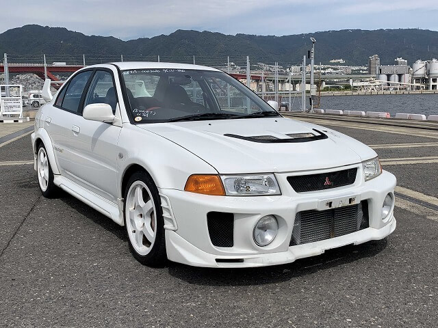 Mitsubishi Lancer Evolution V GSR (ETA. Landing October)