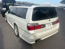Load image into Gallery viewer, Nissan Stagea 2.5T RS Four S (In Process)

