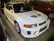 Load image into Gallery viewer, Mitsubishi Lancer Evolution 5 GSR (ETA: Landing October)
