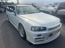 Load image into Gallery viewer, Nissan Stagea 2.5T RS Four S (In Process)

