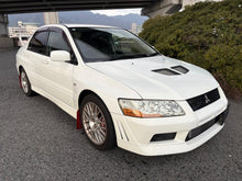 Load image into Gallery viewer, Mitsubishi Evolution GSR Evo VII (ETA: Landing April)
