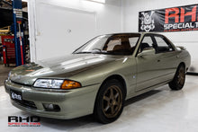 Load image into Gallery viewer, 1992 Nissan Skyline GTS R32 (SOLD)
