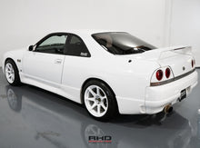 Load image into Gallery viewer, 1995 Nissan Skyline R33 GTS25T TYPE M *Sold*
