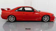 Load image into Gallery viewer, 1993 Nissan Skyline R33 GTS25T *Sold*
