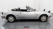 Load image into Gallery viewer, 1993 Eunos Roadster Special *SOLD*
