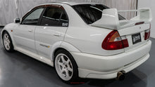 Load image into Gallery viewer, Mitsubishi EVO V *SOLD*
