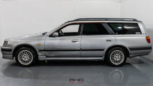 Load image into Gallery viewer, 1997 Nissan Stagea RSFour *SOLD*
