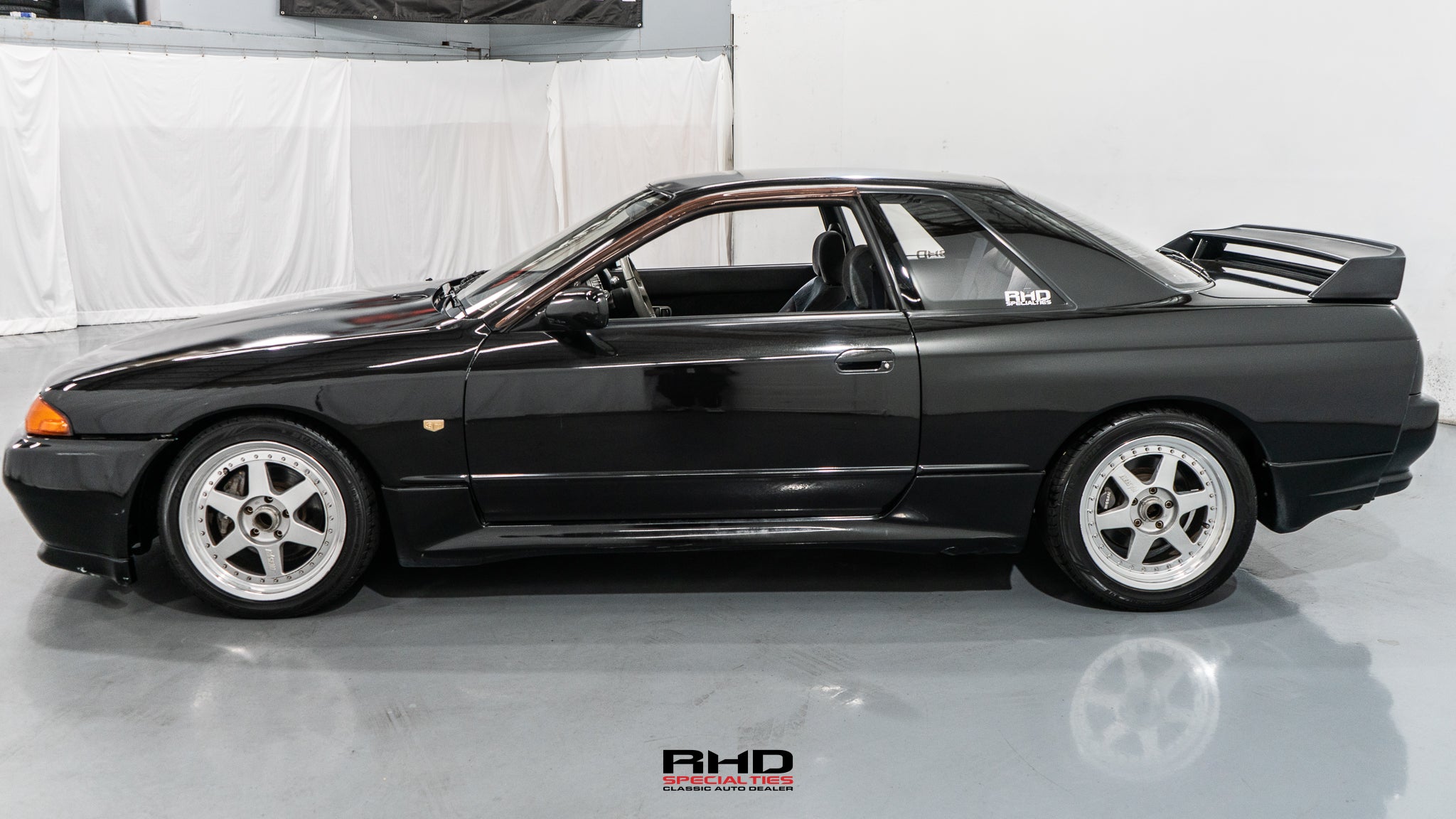 Rhd R32 Nissan Skyline R32 GTST *SOLD* – RHD Specialties LLC