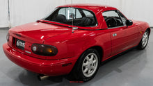 Load image into Gallery viewer, 1990 Eunos Roadster *Sold*
