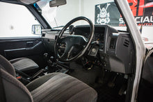 Load image into Gallery viewer, 1992 NISSAN PATROL *SOLD*
