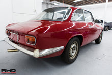 Load image into Gallery viewer, 1964 Alfa Romeo Giulia Sprint GT *SOLD*
