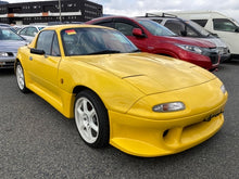 Load image into Gallery viewer, Mazda Eunos Roadster (In Process)

